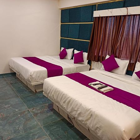Hotel Karnavati Ahmedabad Exterior foto