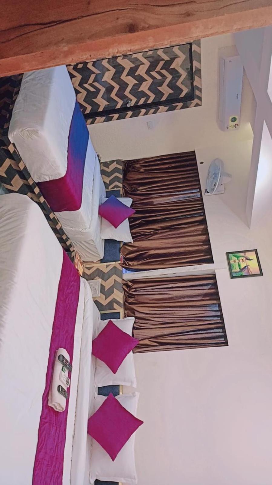 Hotel Karnavati Ahmedabad Exterior foto